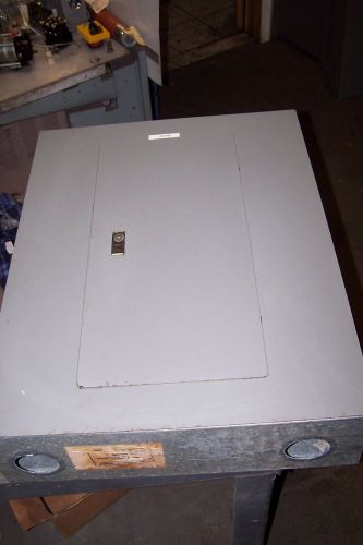 SQUARE D 100 AMP MAIN LUG ELECTRICAL PANEL 208Y/120 VAC 28 CIRCUIT 3 ?