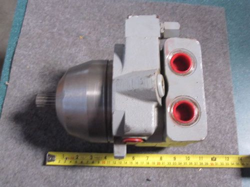 NEW BRUENINGHAUS DUAL DISPLACEMENT MOTOR # R902500222 # LA10VE45HZ/52W1VRF66N000