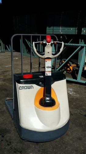 Crown Electric Pallet Mover