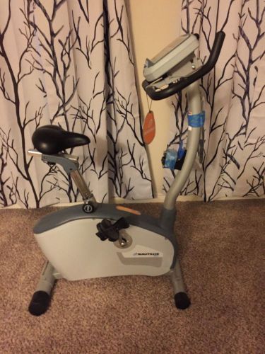 NAUTILUS U514 FITNESS BIKE