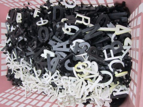 VTG Bulletin board lettering Classroom Letters Plastic Text Style Black White