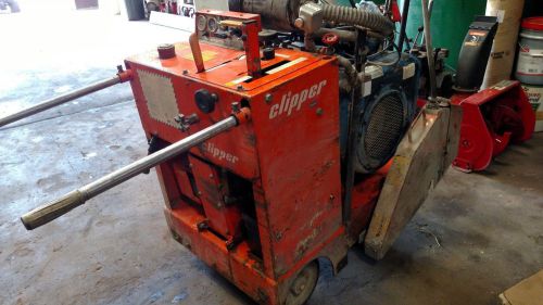 Norton - Clipper C-356 Concrete Saw