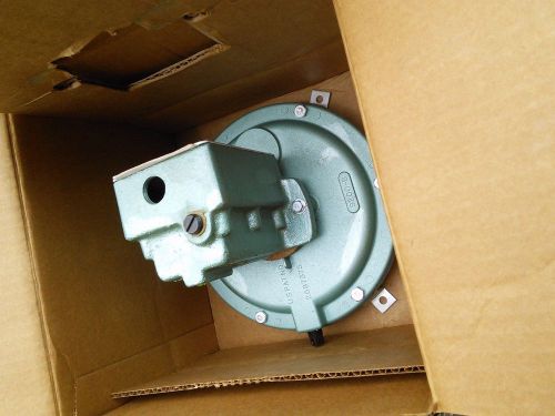 Pyronics 120/220VAC  Pressure Switch/sensor Model PS-BC Automation valve