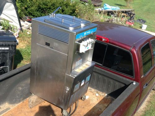 Y339-27 taylor soft serve ice cream machine, used. 3 flavor levers for sale