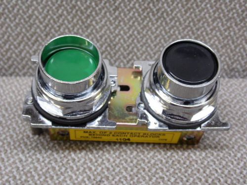 CUTLER HAMMER 10250TA66 MAINTAINED PUSHBUTTON GREEN / BLACK