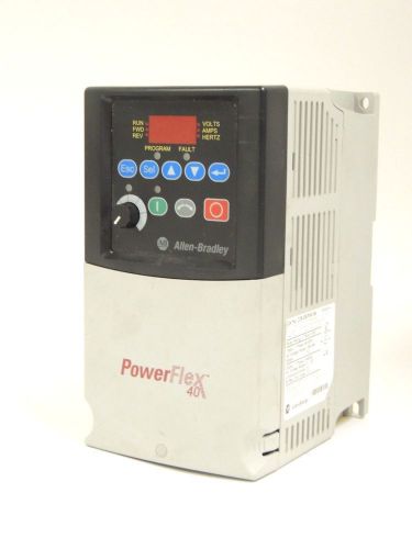 New Allen Bradley PowerFlex 40 VFD 22B-B5P0N104 1 HP, 240 VAC