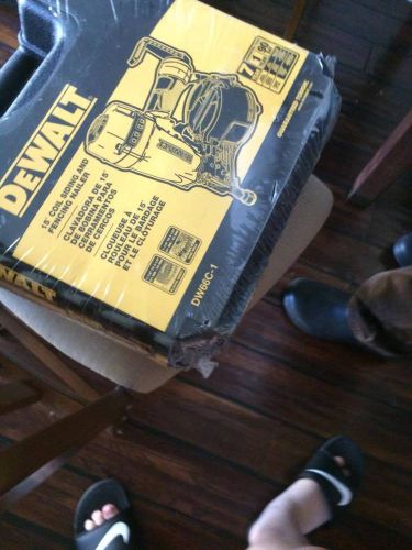 DEWALT DW66C-1     1=1/4&#039;  2 1/2&#039;