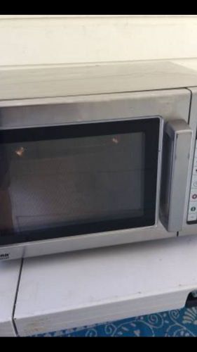 amana commercial microwave