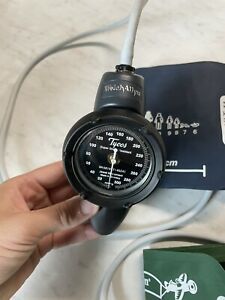 Welch Allyn DS58-MC Sphygmomanometer Aneroid Durashock Hand LF Multicuff Gauge