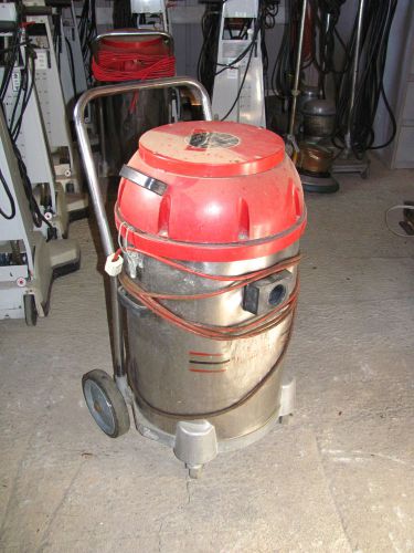 Clarke McGraw-Edison Commercial Vacuum SS59