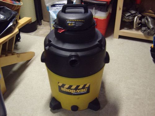 SHOP VAC 18 GALLON INDUSTRIAL VACUUM