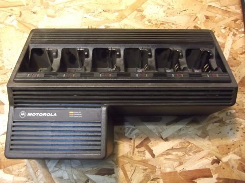 Motorola NTN1177D 6-Dock Multi Battery Charging Unit