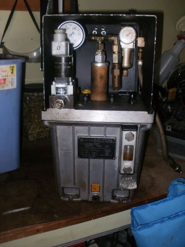 Carr lane air over hydraulic unit model # clr-100-ap  air power unit for sale