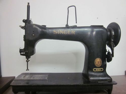 SINGER 12w211 12w 211 INDUSTRIAL SEWING MACHINE TACKING BASTING