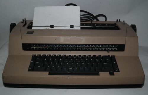 VINTAGE IBM CORRECTING SELECTRIC III 3 TYPEWRITER TESTED GOOD