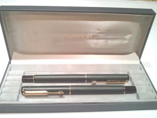 Vintage Parker Silver Pen and Pencil Set  GREEN/GOLD