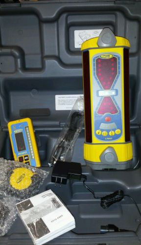 SPECTRA PRECISION LR60W RECEIVER W/ RD20 BLUETOOTH REMOTE DISPLAY LASER TRIMBLE