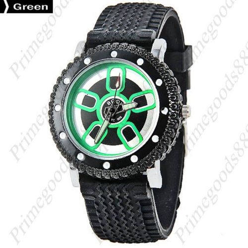 Sport Quartz Analog Wrist Wristwatch Black Silicone Band Sports in Green Face