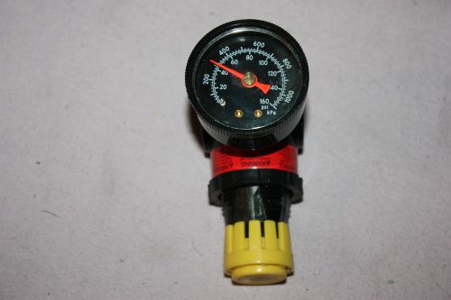 PARKER 14R013FC PNEUMATIC PRESSURE REGULATOR 1/8&#034; PORT KNOB WITH GAUGE NEW