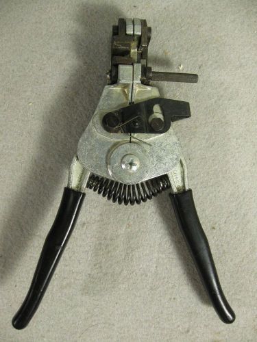 Custom Stripmaster Wire Stripper, #16 to #26 AWG - Die-Type - USA