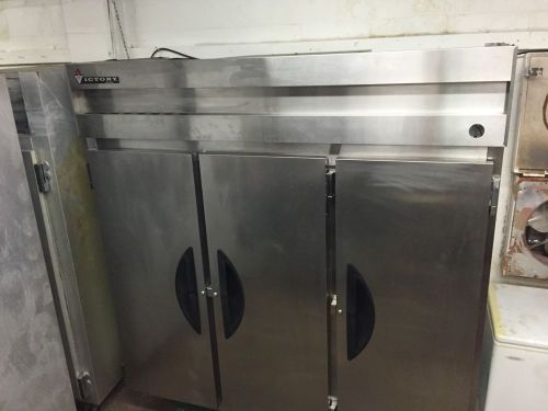 3 DOOR FREEZER STAINLESS VICTORY BRAND