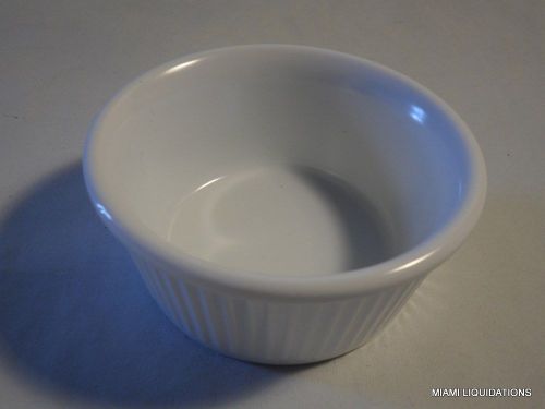 Lot of 8x 4oz fluted shallow ramekin carlisle s289-02  white  bpa free for sale