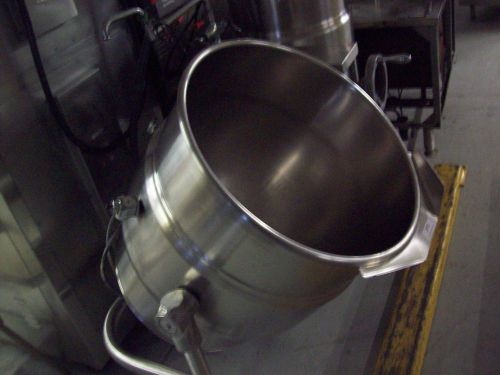 CROWN STEAM KETTLE 30 GALLON Make an Offer