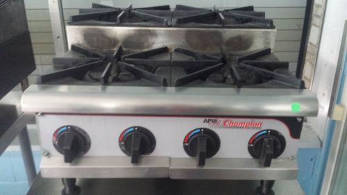 CHAMPION STEP UP FOUR BURNER RANGE