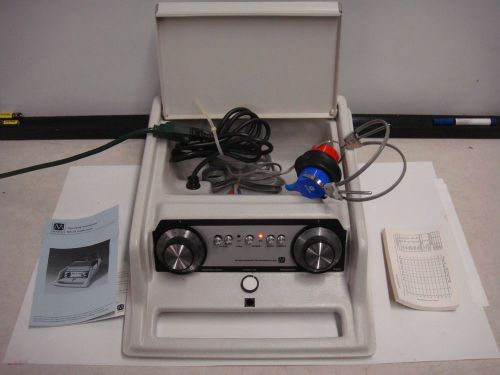 Maico MA 27 Ultra Portable Audiometer w/ TDH 39 Test Headset