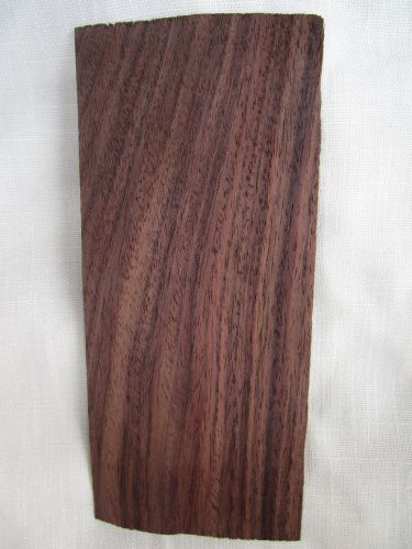 1 East India Rosewood Veneer. 1/42&#034; X 9&#034; X 4&#034; (DALBERGIA LATIFOLIA)