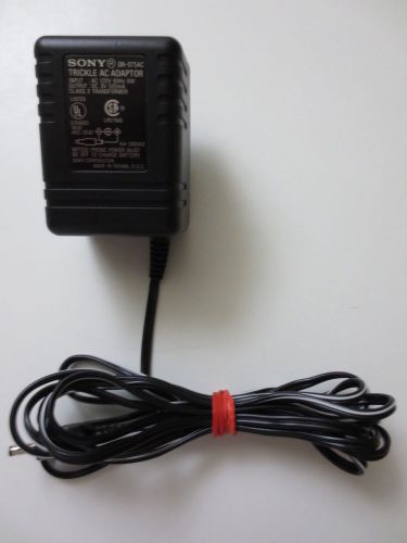 Genuine Sony Trickle AC Adapter Transformer Phone Charger QN-075AC 3V (A568)