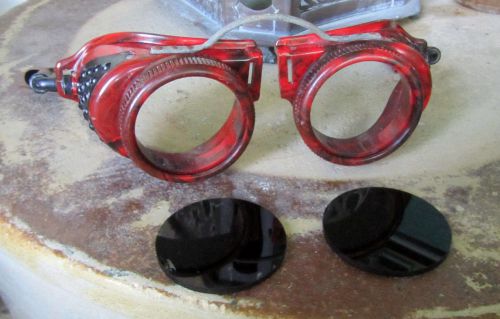 VINTAGE INDUSTRIAL WELDERS GOGGLES-STEAM PUNK, BIKERS,MOTORCYCLES-GREEN LENS