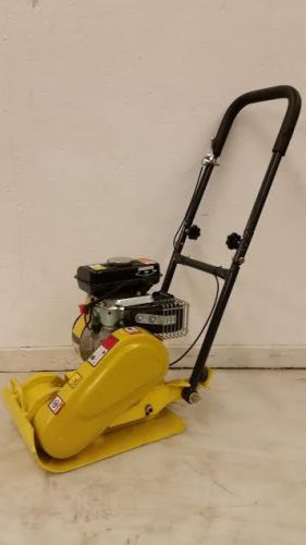 NEW BullDog MFG plate compactor Loncin soil tamper packer