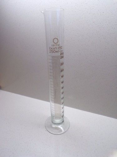 GRADUATED CYLINDER 250ML  LAB GLASS EX 20 DEGREE C 20C  w2