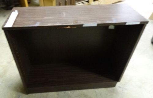 LOT#0517-4: SHELF-USED