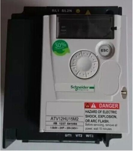 SCHNEIDER inverter ATV12HU15M2 220V 1.5KW NEW