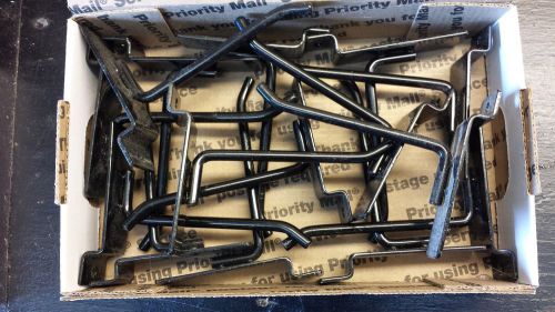 15 4&#034; Slatwall Hooks Black