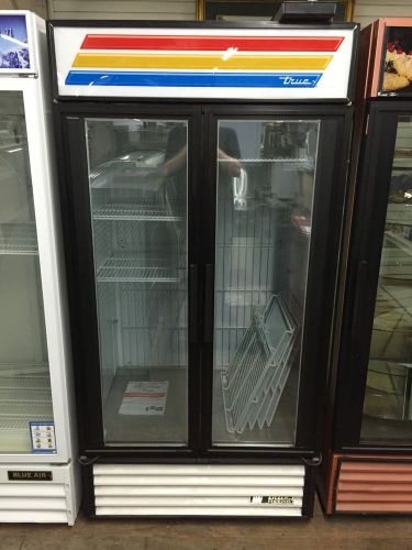 True gdm-35f 35 cuft 2 swing door freezer for sale