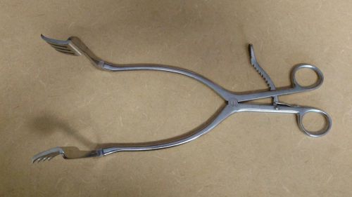 V Mueller NL5400 Retractor Germany XHRO