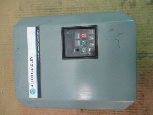 ALLEN-BRADLEY BULLETIN 1333 ADJUSTABLE FREQUENCY AC DRIVE #681222D CAT#1333-AAB