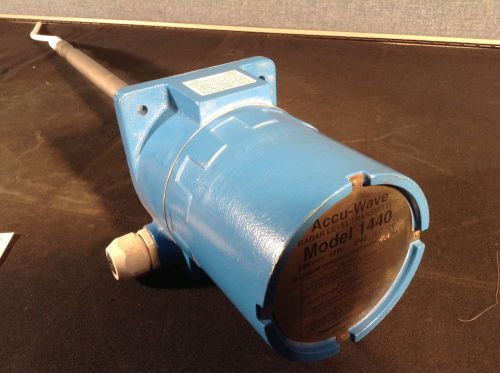 Accu-wave radar level transmitter model 1440 for sale