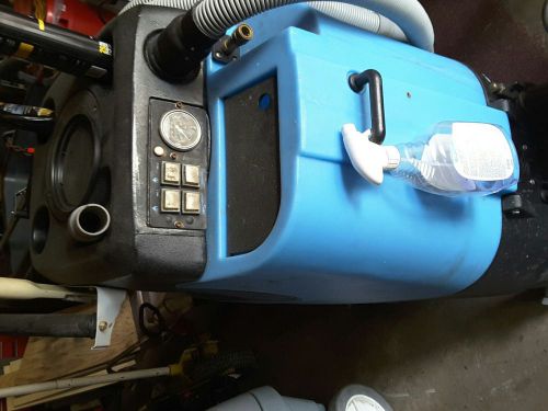 Mytee m-16 twin vac/extractor