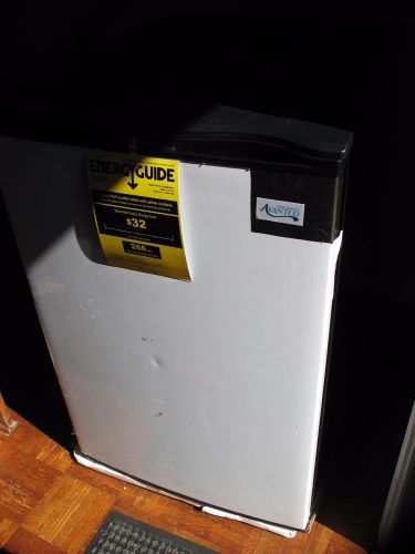 Avantco Kegerator