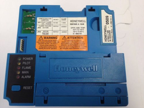 USED HONEYWELL  BURNER CONTROL RM7895 A 1048, ST7800 A 1039 , R7847A 1033  BV