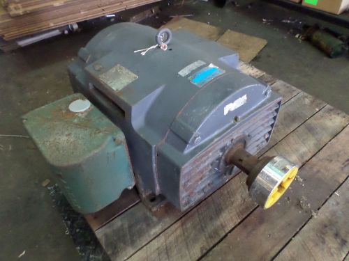 U.S. ELECTRIC MOTOR CAT: D125PICS MOD: R328B 125HP 3565RPM 460V 404TS-FR USED