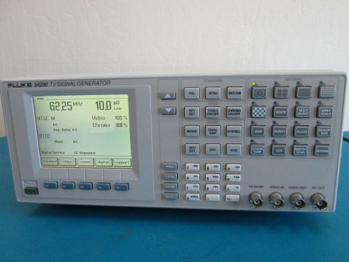 * Working * FLUKE 54200 M0 TV SIGNAL GENERATOR + Manual