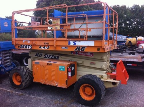 JLG 25 RTS Scissor Diiesel Powered Lift