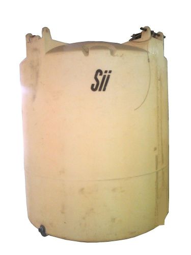 SNYDER IND. SII 2000 GALLON POLYETHYLENE STORAGE TANK