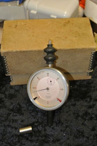 Vintage CARL MAHR ESSLINGEN Dial Indicator Gauge .0005&#034;, Original Box