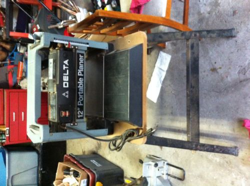 Delta 12&#034; Portable Planer 22-540